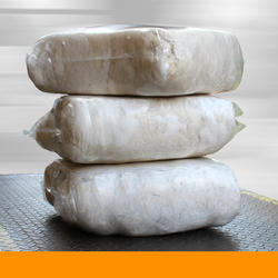 Pucvol bílá nebo barevná, balík 10 kg